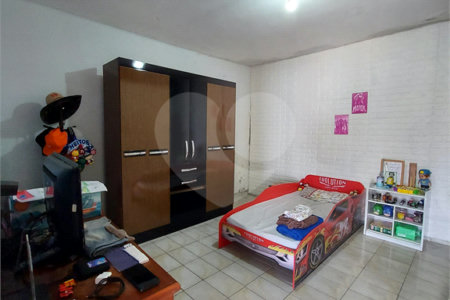 Casa à venda com 5 quartos, sendo 1 suíte, em Santa Claudina, Vinhedo, SP
