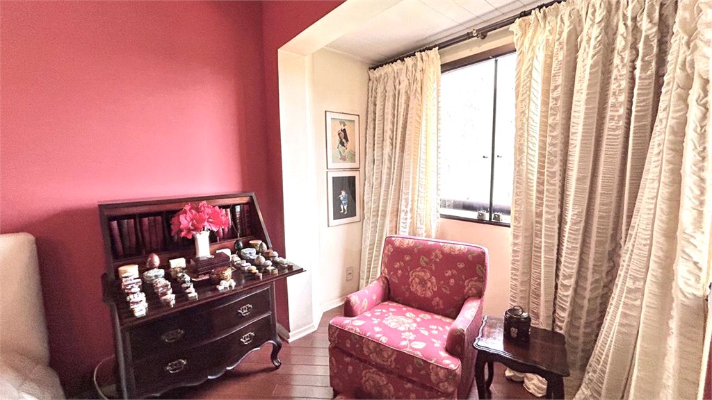 Apartamento à venda com 3 suítes em Vila Suzana, São Paulo, SP