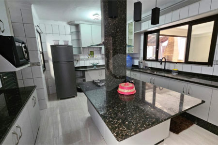Casa à venda com 5 suítes no condomínio Alphagarden, Cuiabá - MT