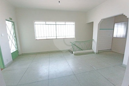 Casa à venda com 3 quartos no Centro, Vinhedo, SP