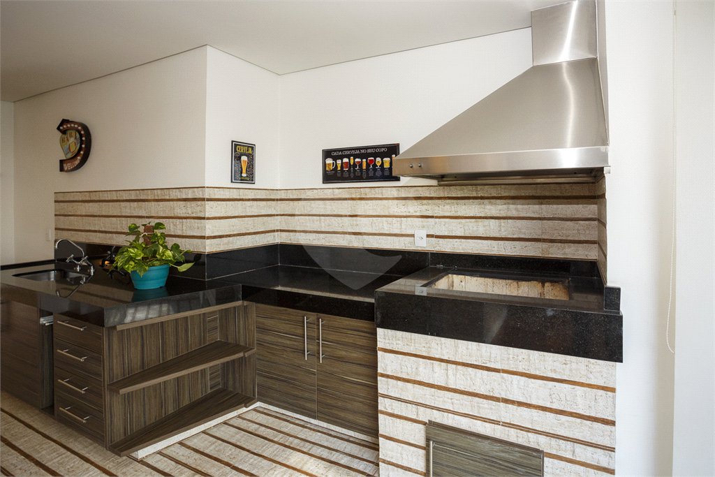 Apartamento à venda com 3 suítes em Campo Belo, São Paulo, SP