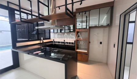 Casa em condomínio à venda com 3 suítes em Wanel Ville, Sorocaba, SP