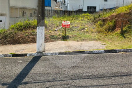 Terreno à venda no Centro, Vinhedo, SP