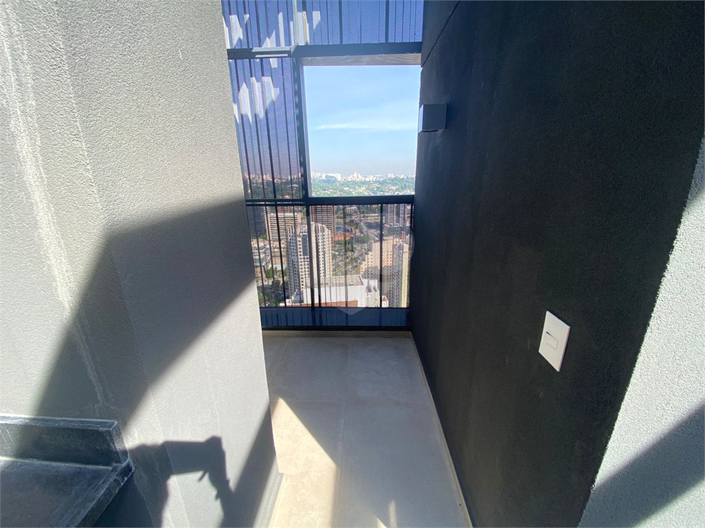 Apartamento à venda com 3 suítes em Jardim das Acácias, São Paulo, SP