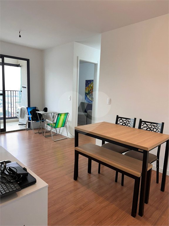 Apartamento à venda com 3 quartos, sendo 1 suíte, em Vila Anastácio, São Paulo, SP