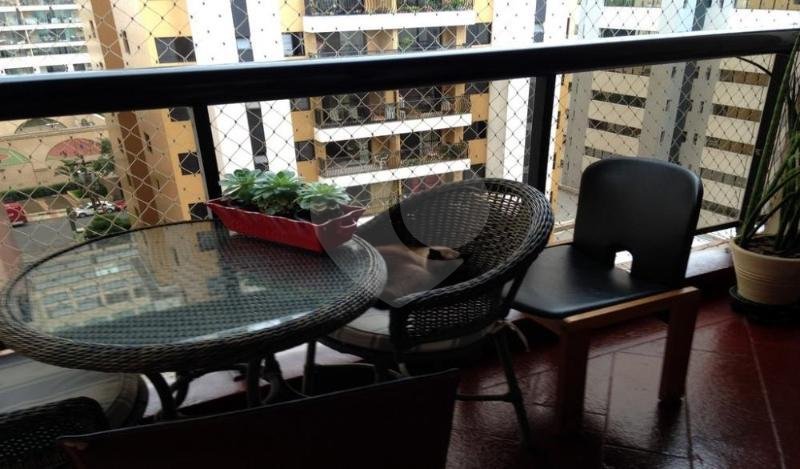Apartamento à venda com 3 quartos, sendo 2 suítes, em Brooklin, São Paulo, SP