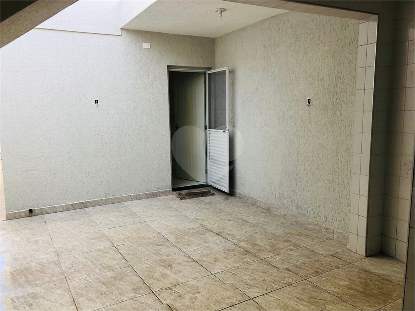 Sobrado à venda com 4 quartos em Parque Edu Chaves, São Paulo, SP