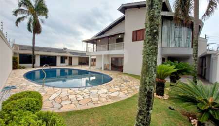 Sobrado à venda com 3 suítes em Jardim Paulista, Atibaia, SP