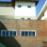 Sobrado à venda com 4 quartos, sendo 3 suítes, em Horto, São Paulo, SP