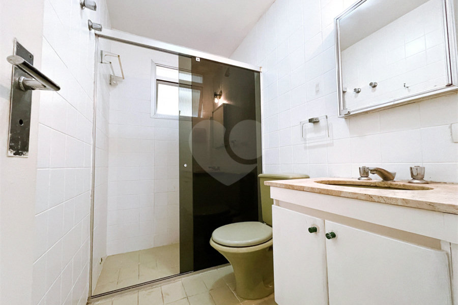 Apartamento à venda com 2 quartos, sendo 1 suíte,  em Consolação, São Paulo, SP
