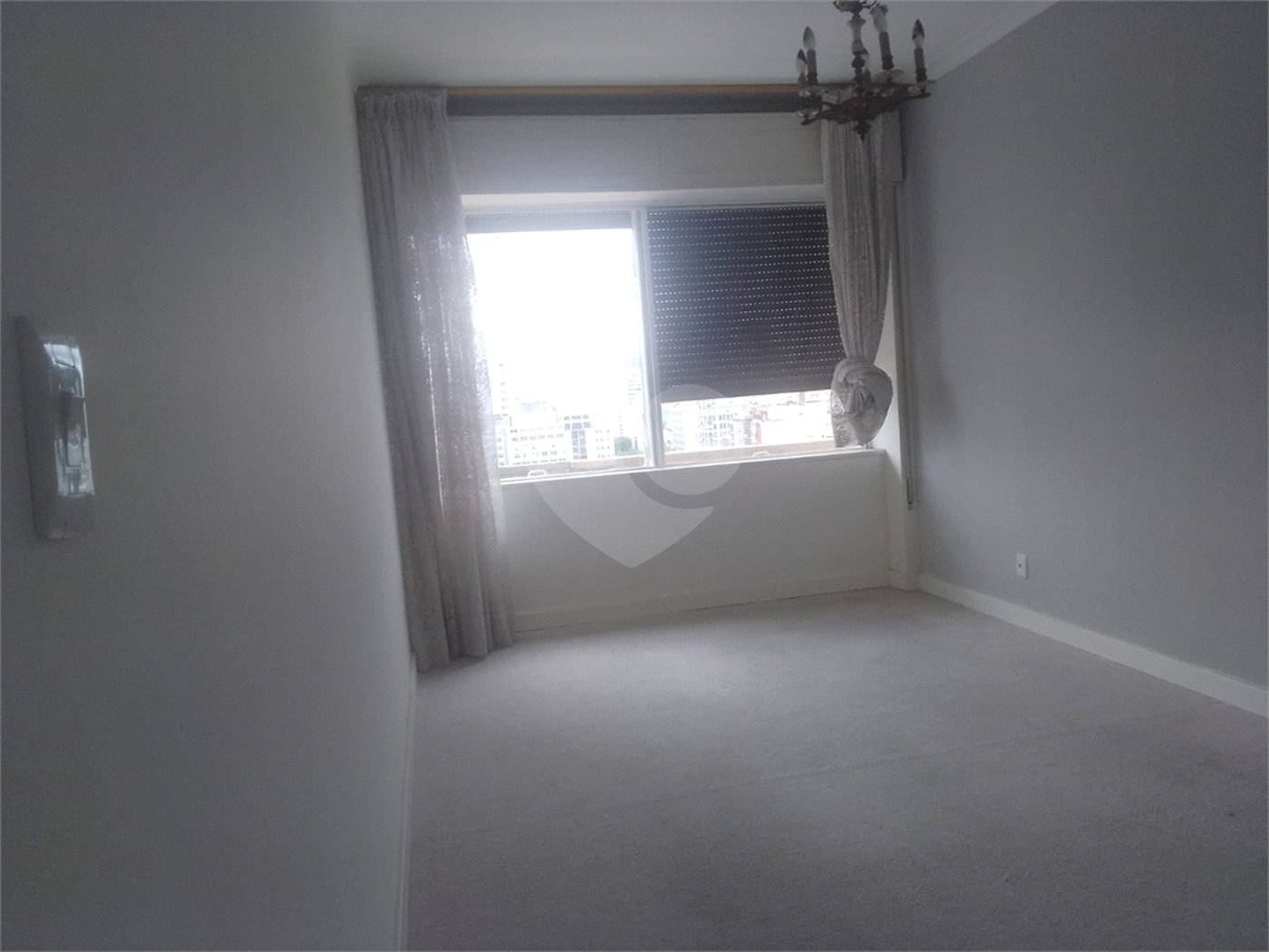 Apartamento à venda com 4 quartos, sendo 1 suíte, em República, São Paulo, SP