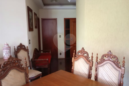 Apartamento à venda com 3 quartos, sendo 1 suíte, no Centro, Araraquara, SP