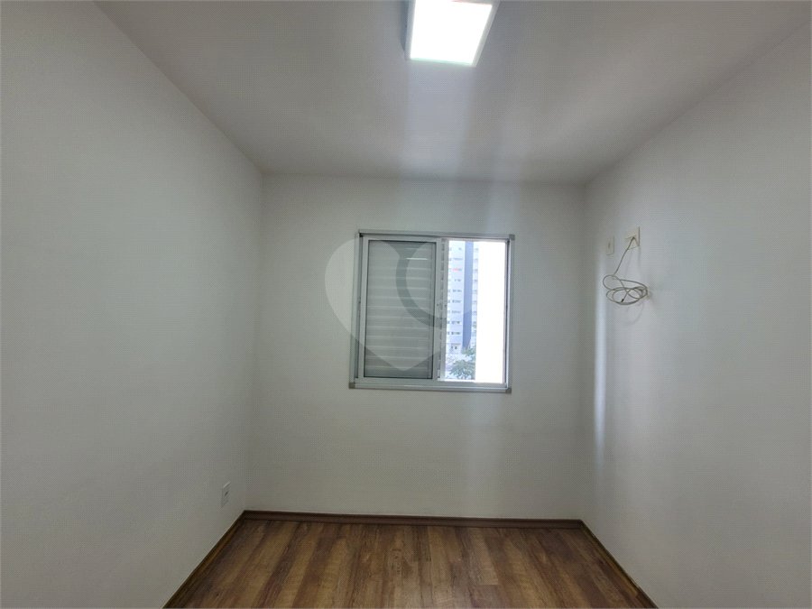 Apartamento à venda com 2 quartos em Vila Anastácio, São Paulo, SP