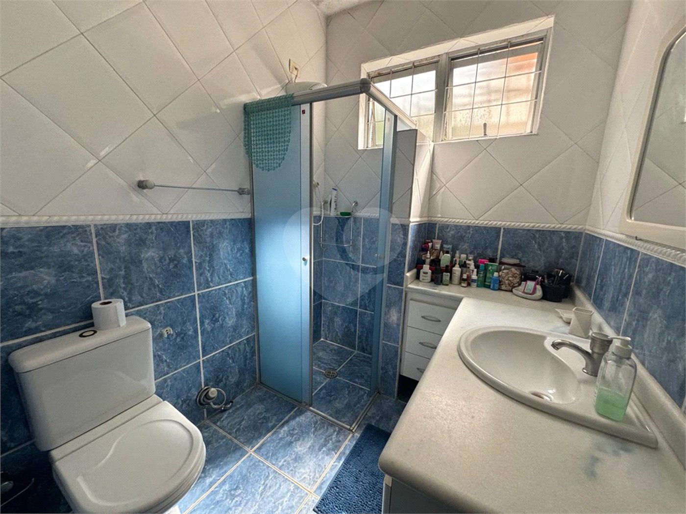 Casa à venda com 4 quartos, sendo 2 suítes, em Jardim São Bento, São Paulo, SP