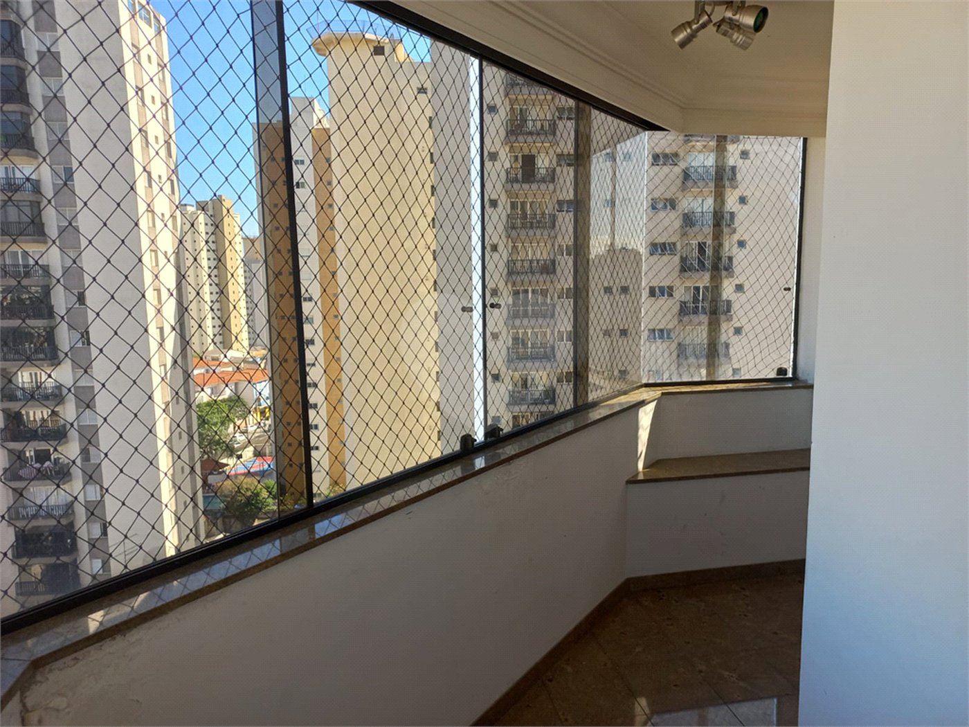 Apartamento à venda com 3 quartos, sendo 2 suítes, em Santana, São Paulo, SP