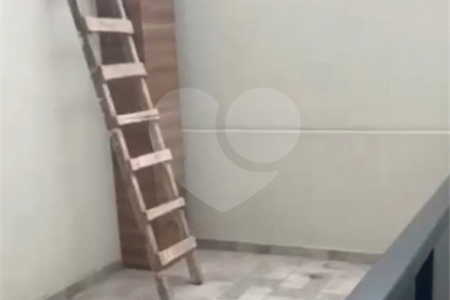 Sobrado à venda com 3 quartos, sendo 1 suíte,  em Penha de França, São Paulo, SP