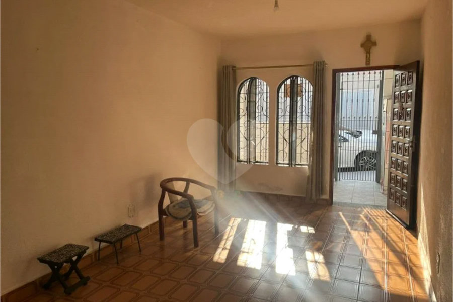 Casa à venda com 3 quartos em Horto, São Paulo, SP