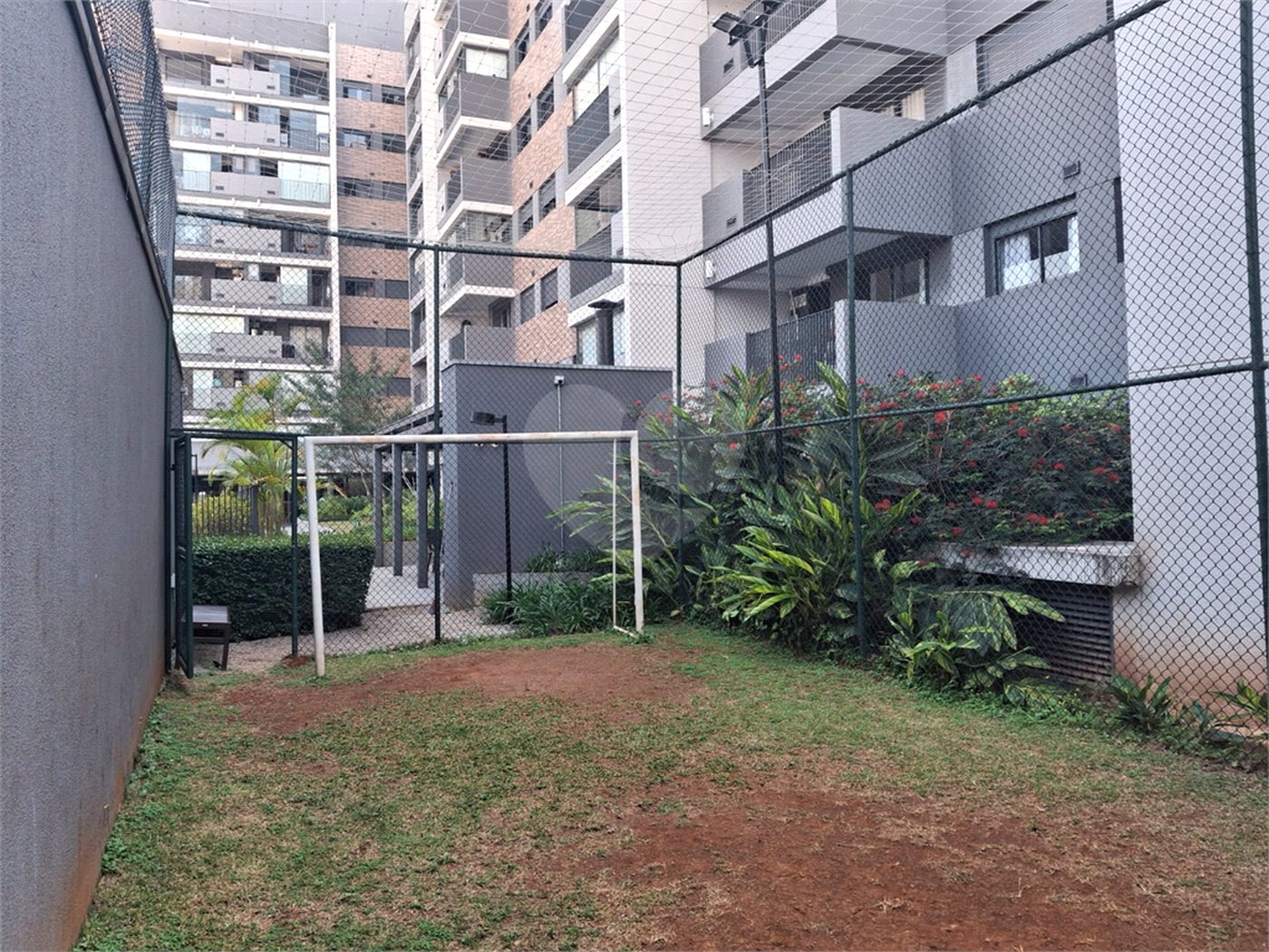Apartamento à venda com 2 quartos, sendo 1 suíte,  em Ferreira, São Paulo, SP