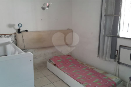 Casa à venda com 3 quartos em Santíssimo, Rio de Janeiro, RJ