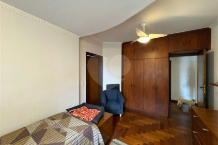 Casa à venda com 4 suítes no condomínio Granja Olga II, Sorocaba - SP