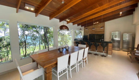 Casa à venda com 4 suítes em Serra da Cantareira, Mairiporã, SP