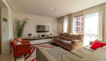 Apartamento à venda com 4 quartos, sendo 1 suíte, em Jardim Marajoara, São Paulo, SP