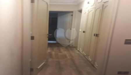 Apartamento à venda com 3 quartos, sendo 1 suíte,  em Real Parque, São Paulo, SP