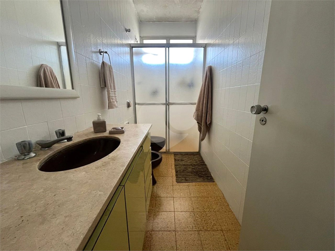 Casa à venda ou para alugar com 2 suítes em Vila Barth, Itapetininga, SP