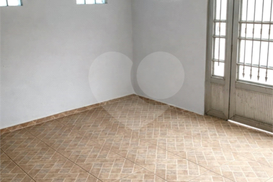 Sobrado à venda com 4 quartos, sendo 1 suíte, em Parque Edu Chaves, São Paulo, SP
