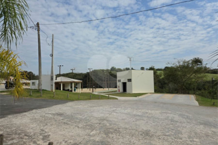 Terreno à venda no condomínio Fazenda Alta Vista, Salto de Pirapora - SP