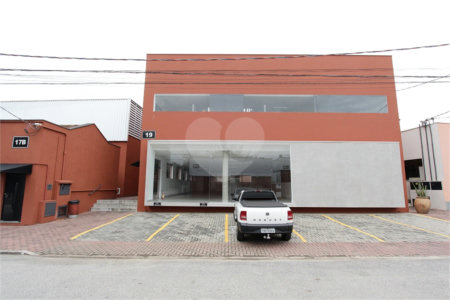 Sala para alugar em Protestantes, Votorantim, SP