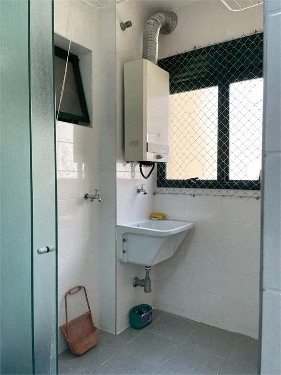 Apartamento à venda com 3 quartos, sendo 1 suíte, em Vila Suzana, São Paulo, SP