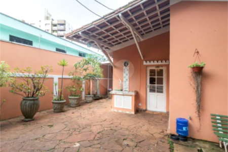 Casa à venda com 3 quartos, sendo 1 suíte, em Alto da Lapa, São Paulo, SP
