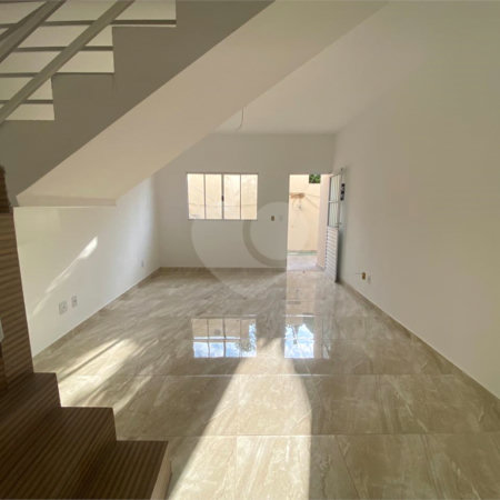 Casa à venda com 2 suítes em Vila Amélia, Poá, SP