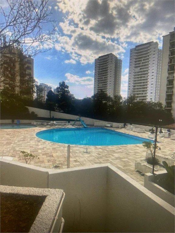 Apartamento à venda com 3 quartos em Jardim Esmeralda, São Paulo, SP