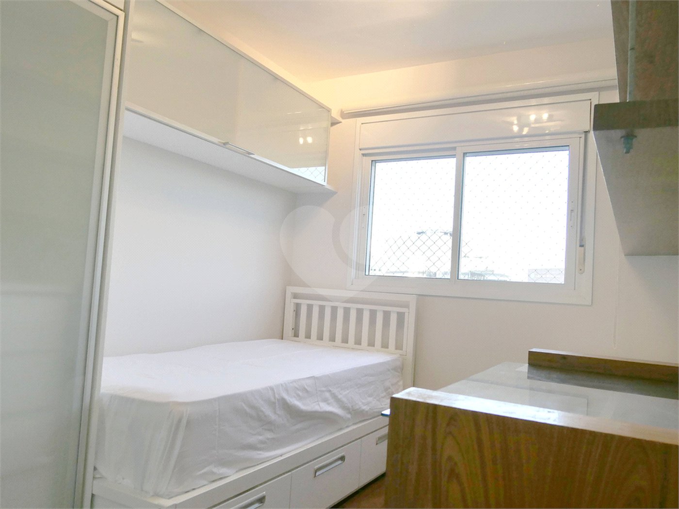 Apartamento para alugar com 3 quartos, sendo 1 suíte, em Vila Olímpia, São Paulo, SP