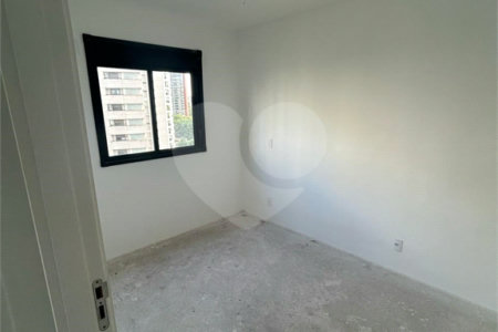 Apartamento à venda com 2 quartos em Vila Suzana, São Paulo, SP