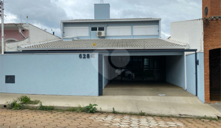 Casa à venda com 4 suítes no Centro, Itapetininga, SP