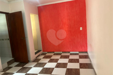 Casa à venda com 3 quartos, sendo 1 suíte,  em Jardim Catarina, São Paulo, SP