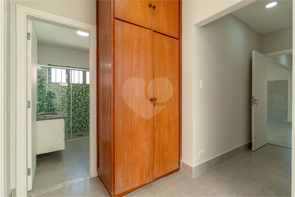 Casa à venda ou para alugar com 3 quartos, sendo 1 suíte, no condomínio Portal de Itu I, Itu - SP