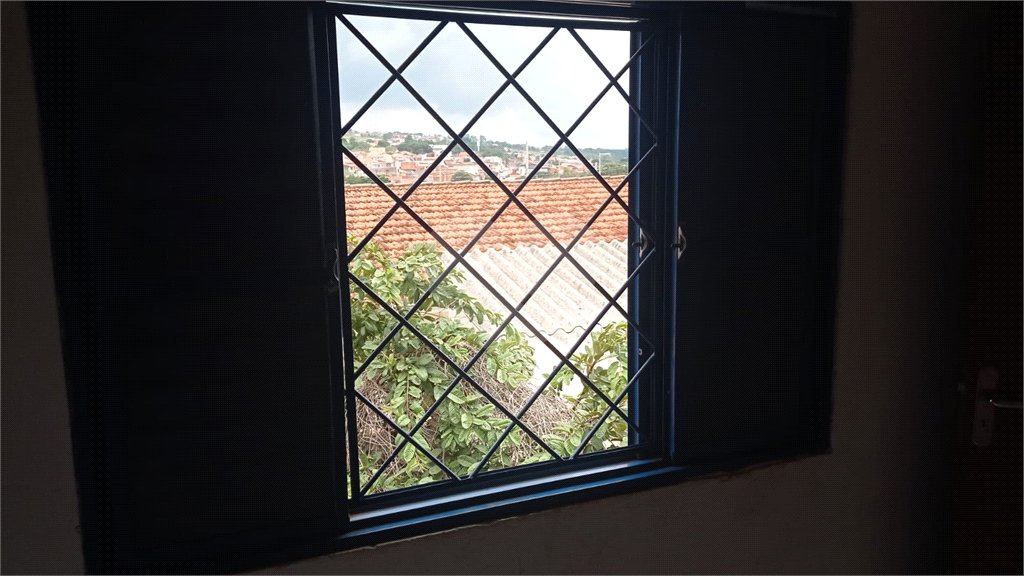Casa à venda com 4 quartos, sendo 1 suíte, em Vila Arruda, Itapetininga, SP