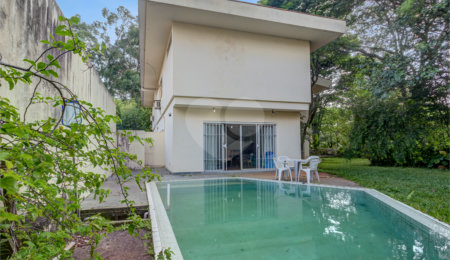 Casa à venda com 4 quartos, sendo 3 suítes, em Jardim Marajoara, São Paulo, SP