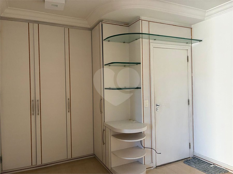 Apartamento à venda com 3 suítes em Vila Galvão, Guarulhos, SP