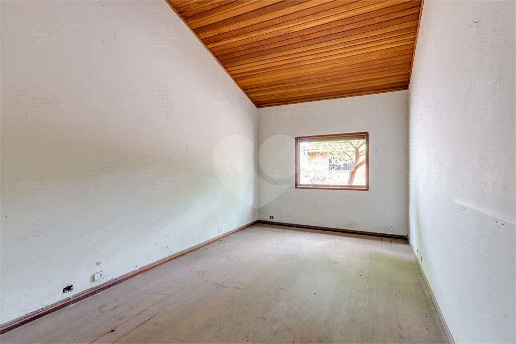Casa Térrea à venda com 4 quartos, sendo 1 suíte, em Brooklin, São Paulo, SP