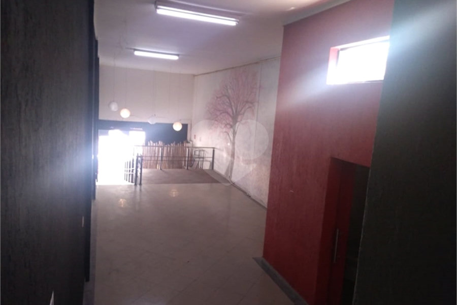Prédio à venda em Santana, São Paulo, SP