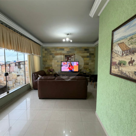 Sobrado à venda com 4 quartos, sendo 2 suítes, em Vila Medeiros, São Paulo, SP