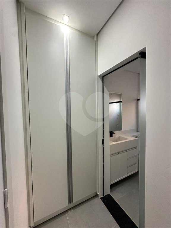 Casa à venda com 5 suítes no condomínio Riviera Santa Cristina Iii, Itaí - SP