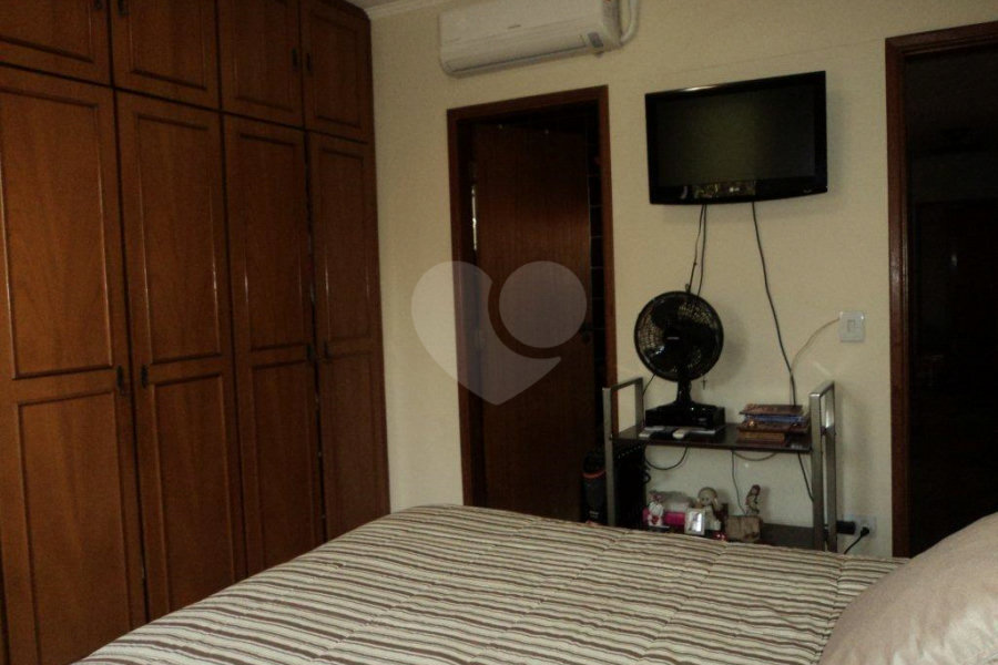 Casa à venda com 3 quartos, sendo 1 suíte, em Butantã, São Paulo, SP
