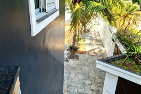 Casa à venda com 3 quartos, sendo 1 suíte, em Vargem Pequena, Rio de Janeiro, RJ