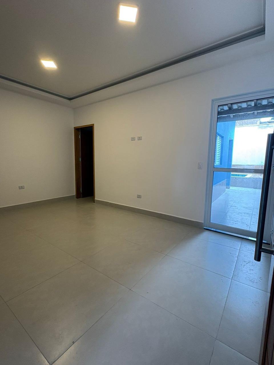 🏡 CASA COM PISCINA NO JARDIM MARABÁ – MONGAGUÁ